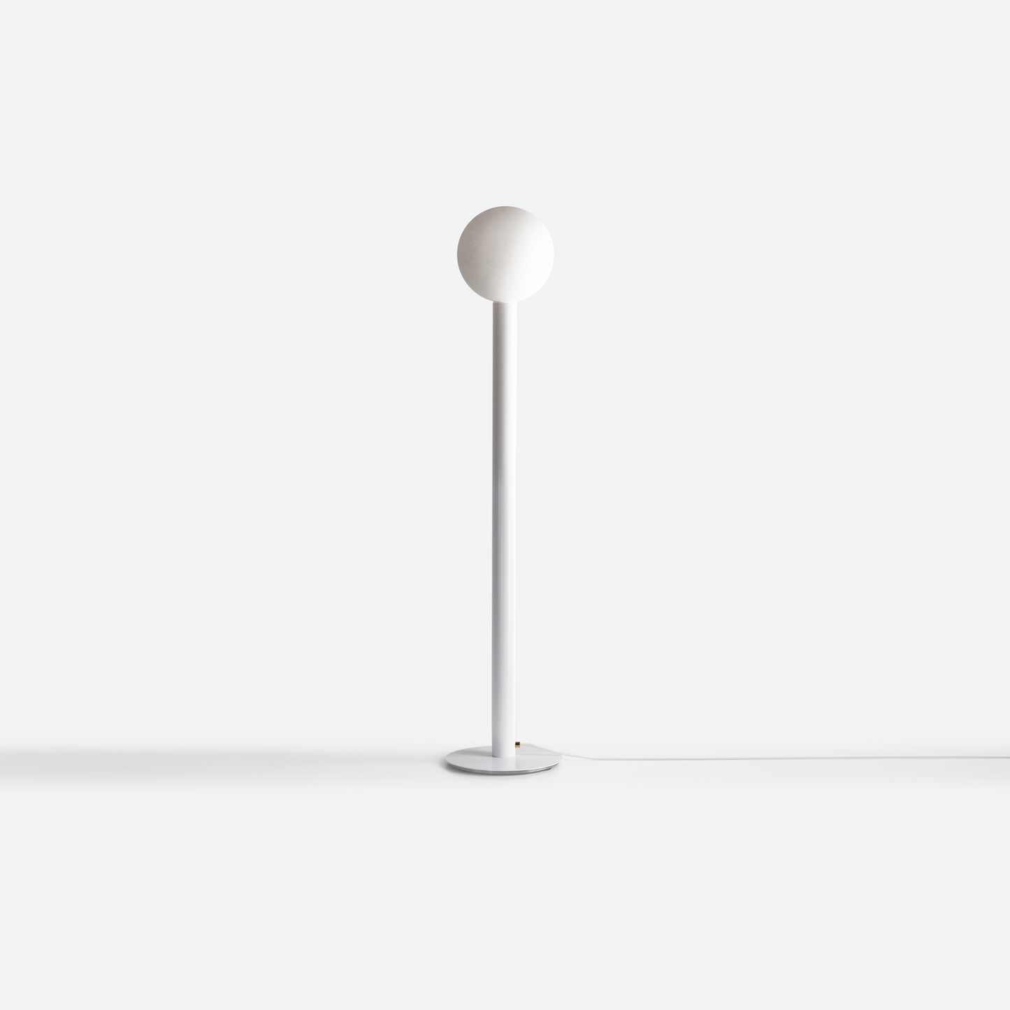 Nil: Floor Lamp