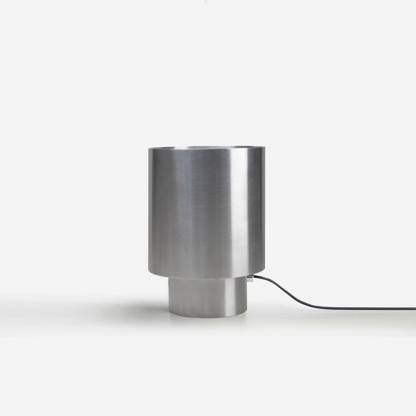 T3 Table Lamp