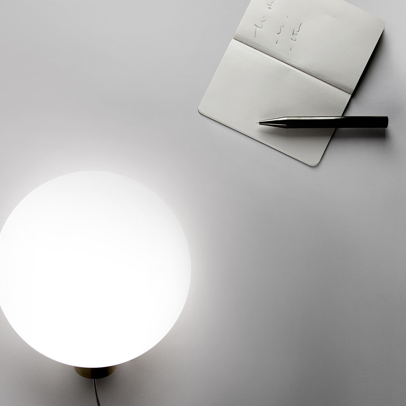 Bulb Table Lamp - Minimalux