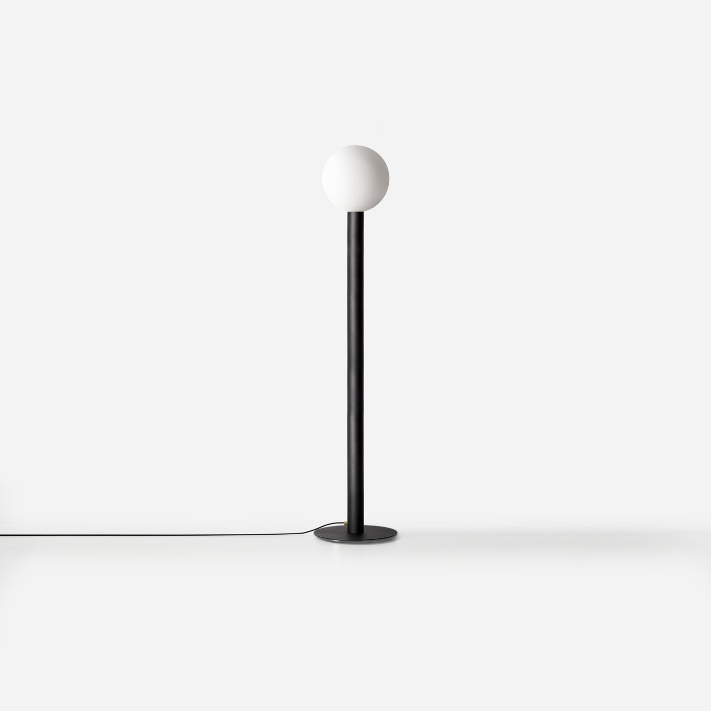 Nil: Floor Lamp