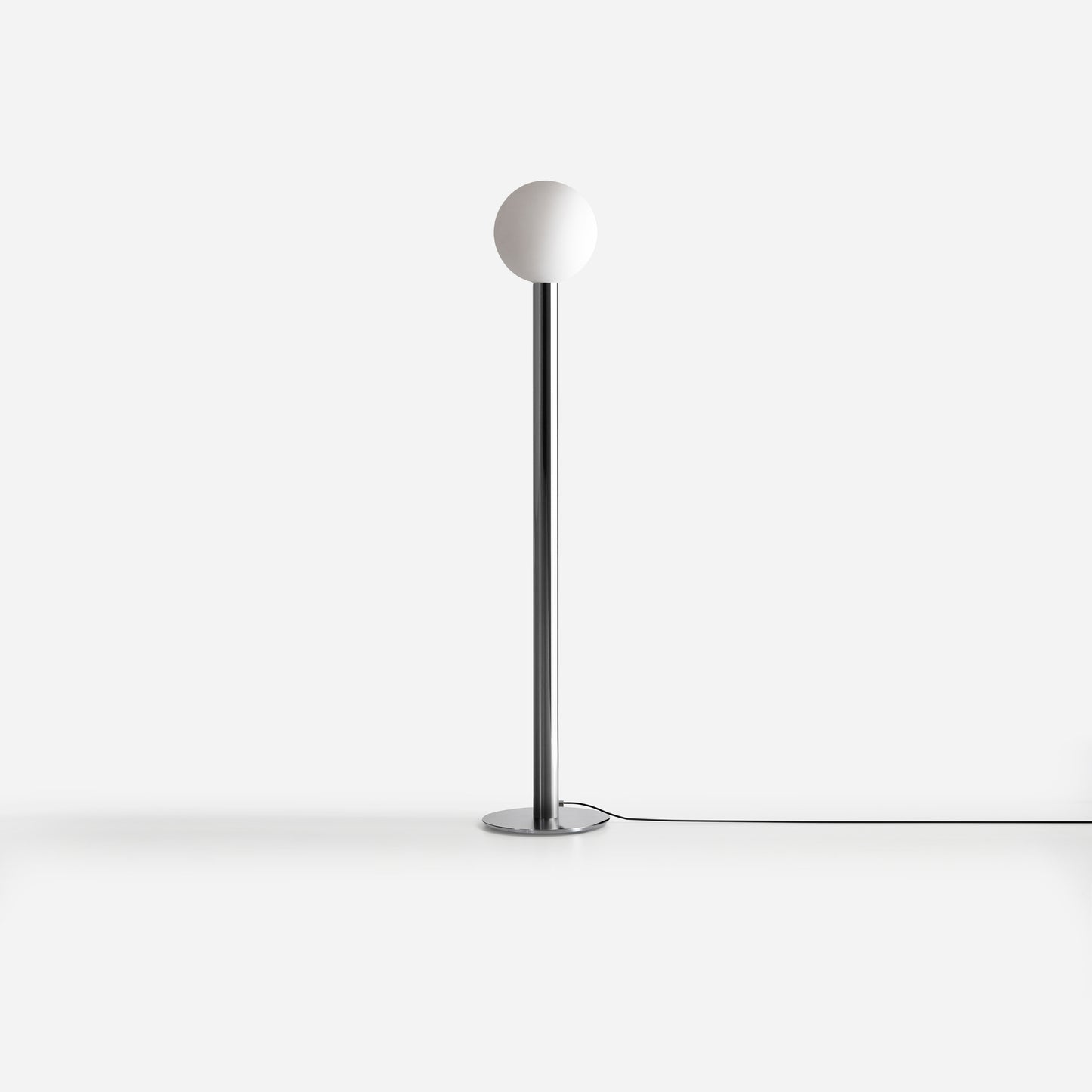Nil: Floor Lamp